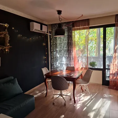 Appartement Homey Art Next To Drujba Metro Stations And Bul.tsarigradsko Shose