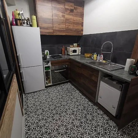 Homey Art Next To Drujba Metro Stations And Bul.tsarigradsko Shose